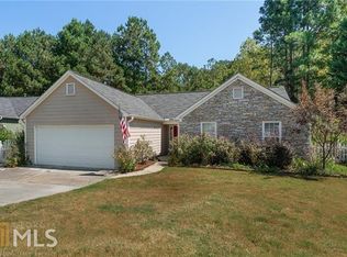 5725 River Ridge Ln, Sugar Hill, GA 30518