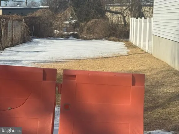 1032 44th St NE, Washington, DC 20019