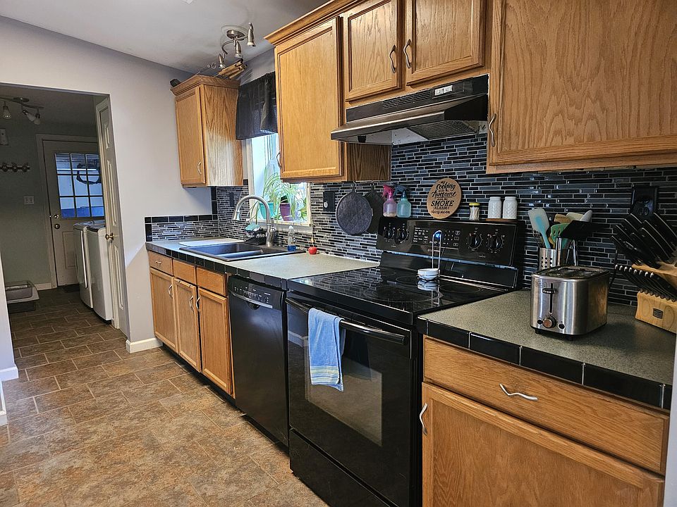 18 Southridge Drive, Standish, ME 04084 Zillow