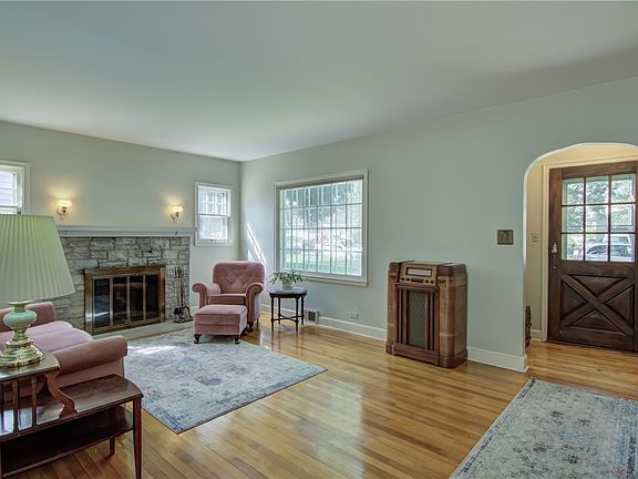 4th image of 311 Margaret Street