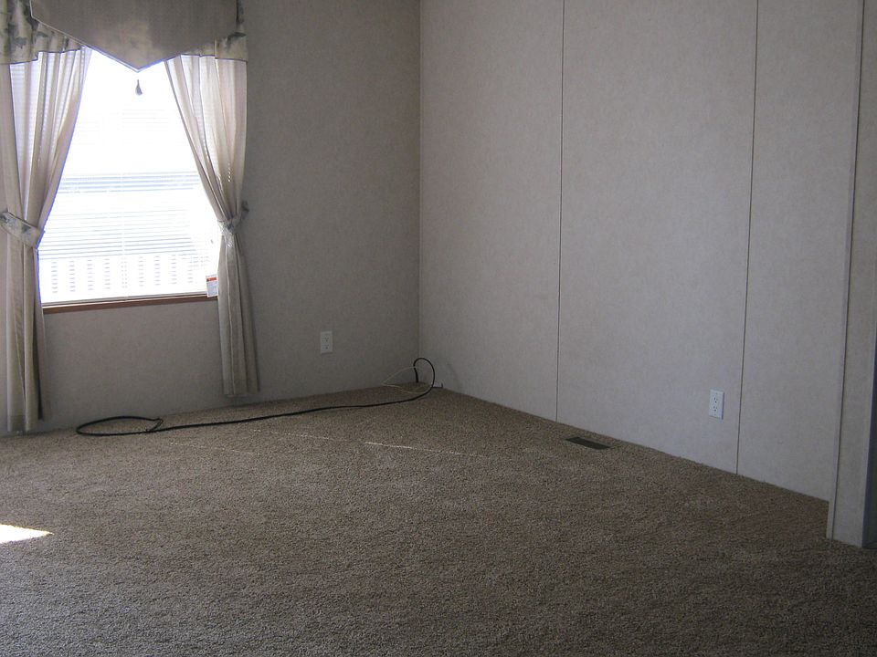 2nd image of 3400 Sagebrush Blvd