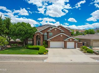 1058 Eagle Ridge Dr, El Paso, TX 79912