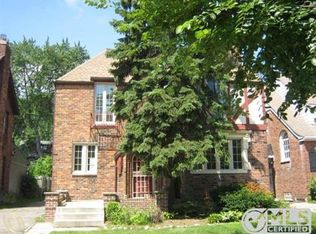 19945 Briarcliff Rd, Detroit, MI 48221