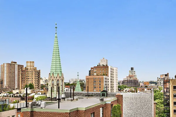 Sold by Patrick Quagliano, LREB | media 5