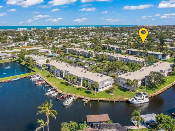 422 Blue Jay Ln, Satellite Beach, FL 32937