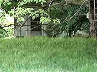 855 Hiland Ave, Coraopolis, PA 15108