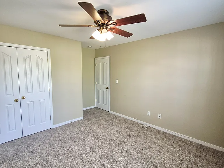 1563 Providence Knoll Dr — Photo 33