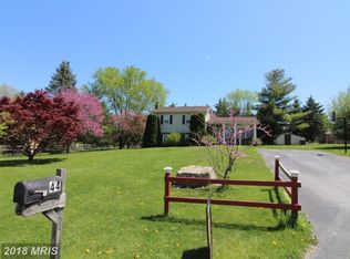 44 Donut Dr, Martinsburg, WV