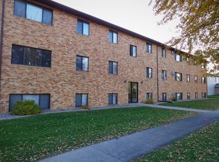 1602 Dakota Dr N APT 105, Fargo, ND 58102