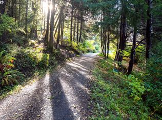 400 4th St, Wheeler, OR 97147