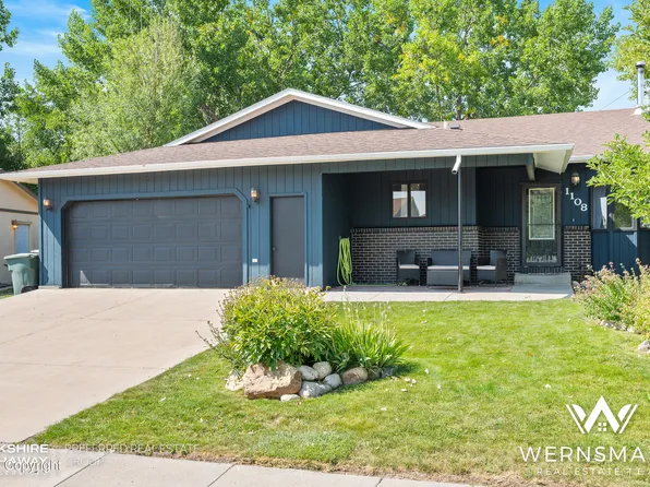 1108 Granite St, Gillette, WY 82718