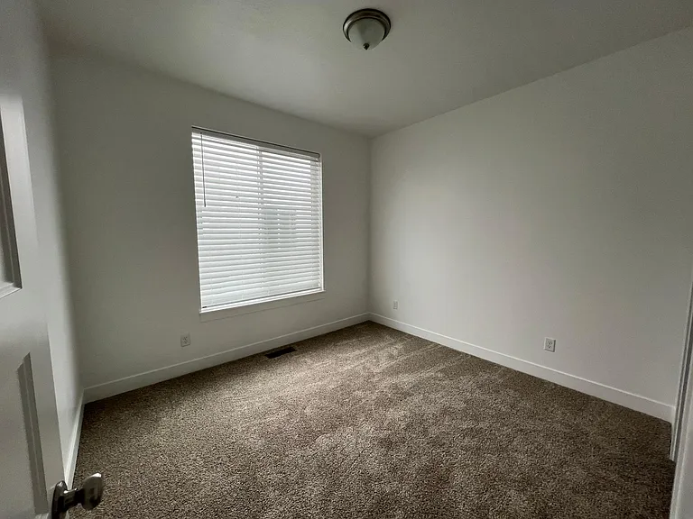 Mayfly Townhomes — Photo 9