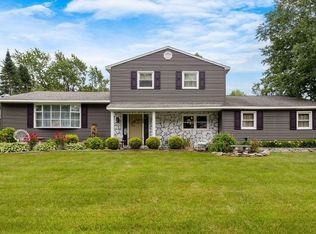 7438 Thunderbird Rd, Liverpool, NY 13088