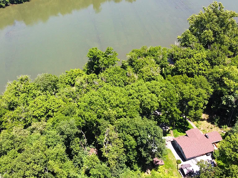 Riverview Shores Dr — Photo 1