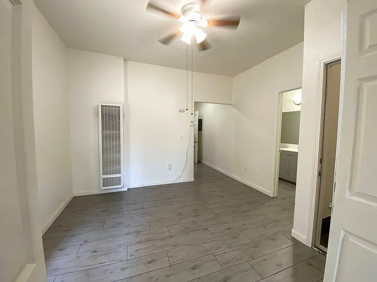 One Bedroom Apartment in Downtown Stockton — Photo 12