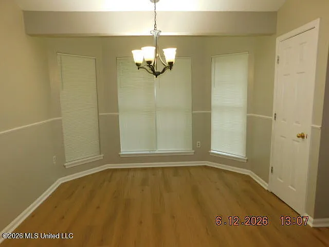 5380 Peppermill Dr — Photo 3