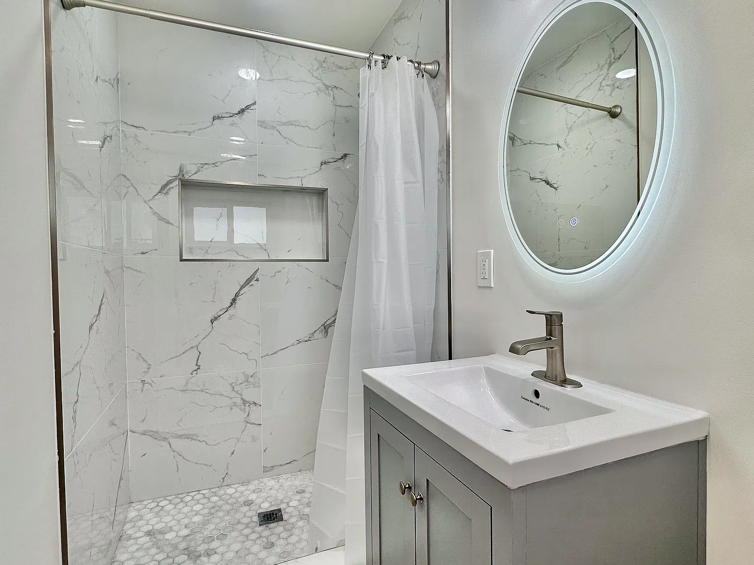 1 bed, 725 sqft, $2,650 — Photo 4