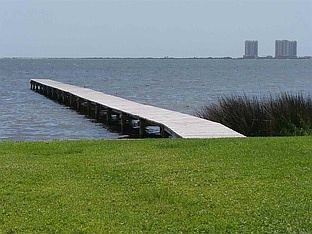 Community Pier