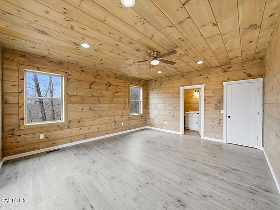 15th image of this home