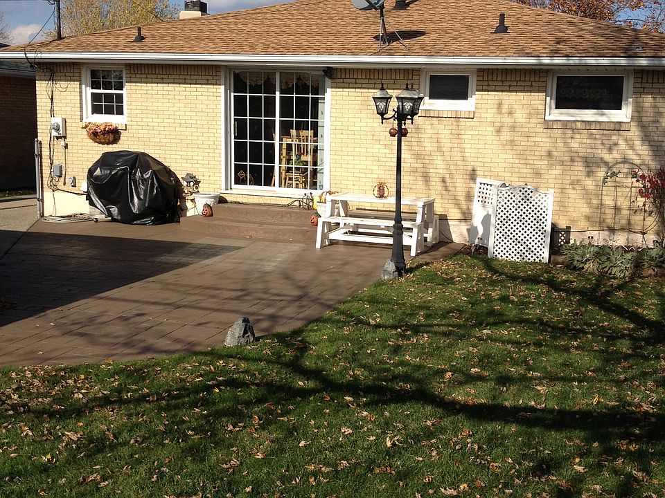 1st image of 217 Diane Dr