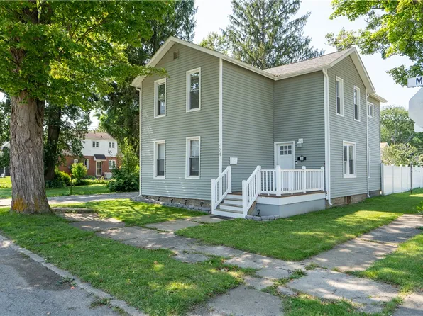 24 Maple St, Canisteo, NY 14823