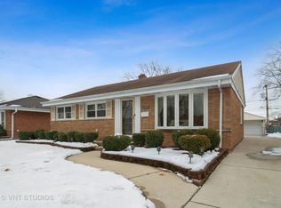 11031 Windsor Dr, Westchester, IL