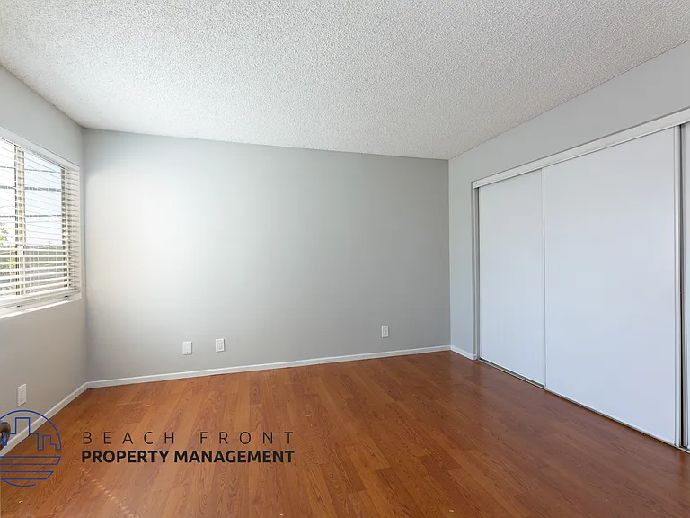 7739 Bradwelll Ave. — Photo 32