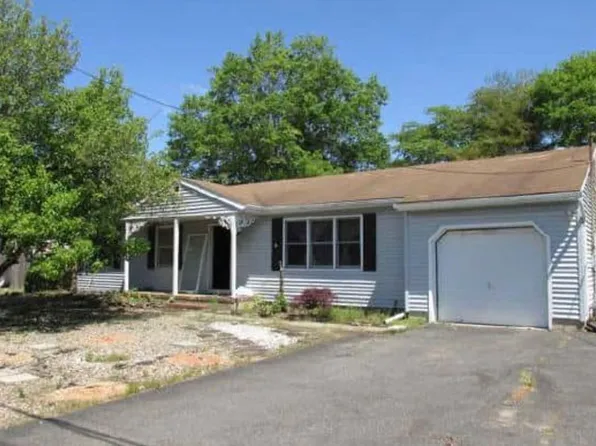 606 Bowsprit Pt, Lanoka Harbor, NJ 08734