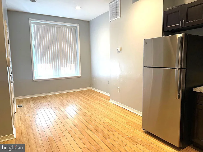 3211 W Montgomery Ave — Photo 6