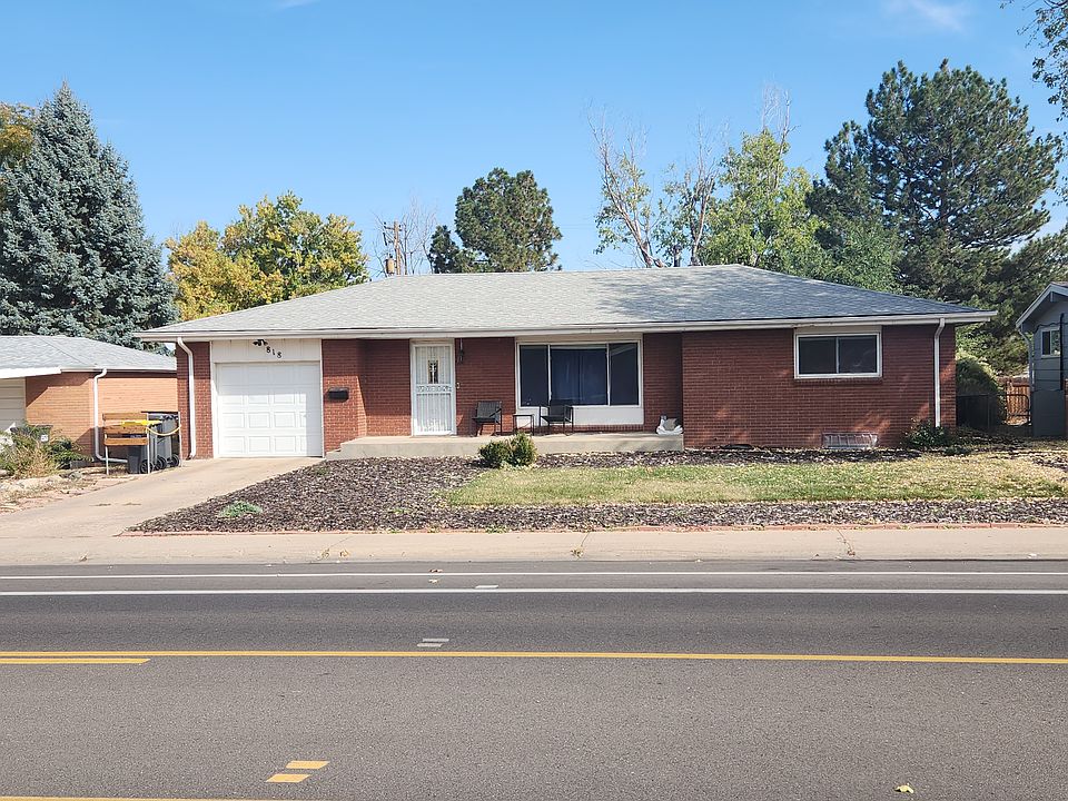 1st image of 818 28th Ave