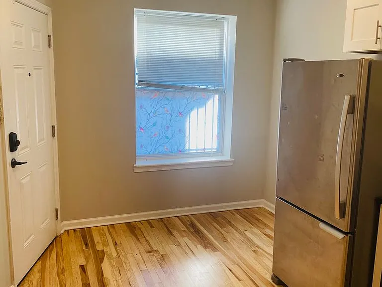 1420 Cambridge St — Photo 7