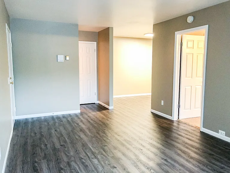 The Ridge Apartments — Photo 180