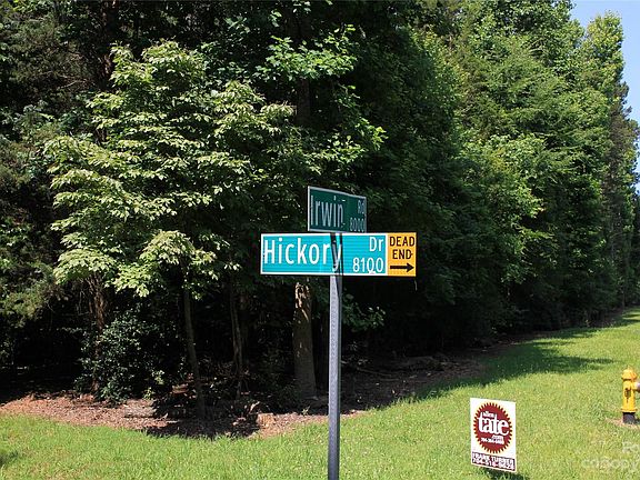4th image of Na Hickory Dr