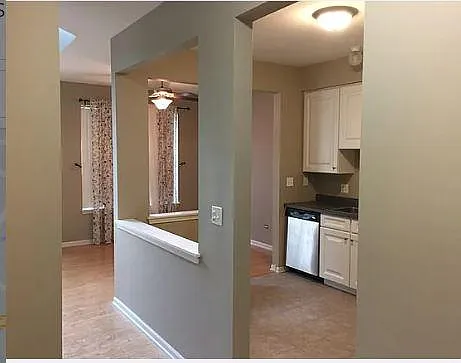 2808 Rutland Cir — Photo 9