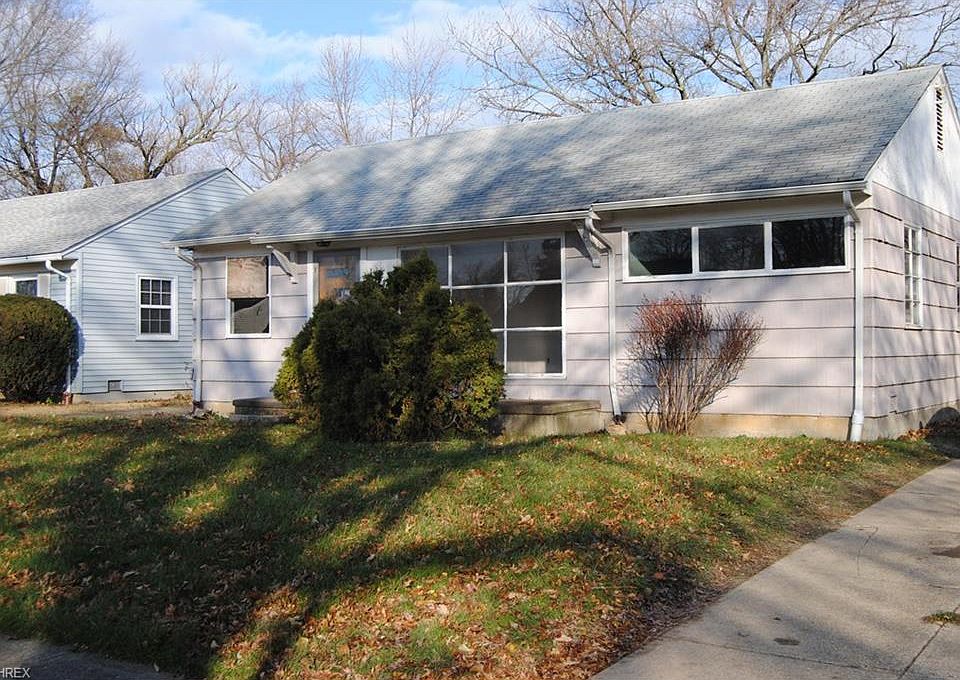 1st image of 13814 Elsetta Ave