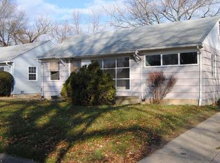 13814 Elsetta Ave, Cleveland, OH 44135