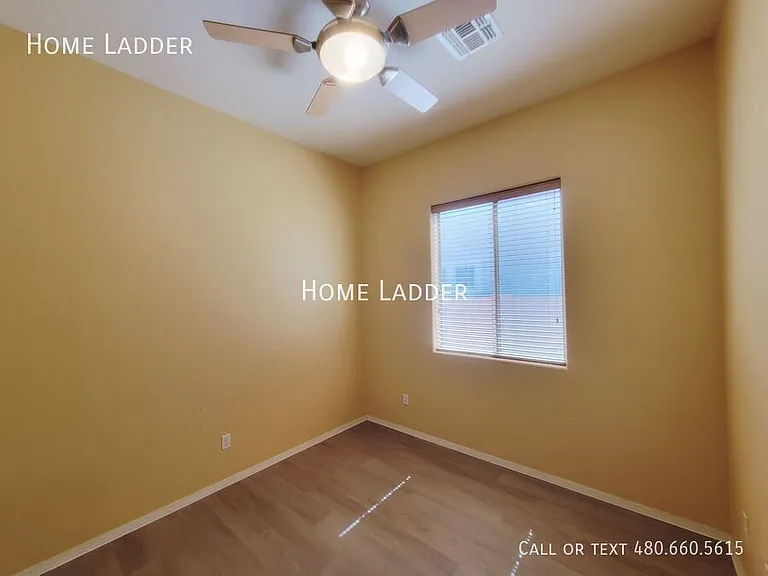 8348 W Andrea Dr — Photo 11