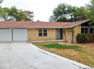 2106 Petersburg St, San Antonio, TX 78245