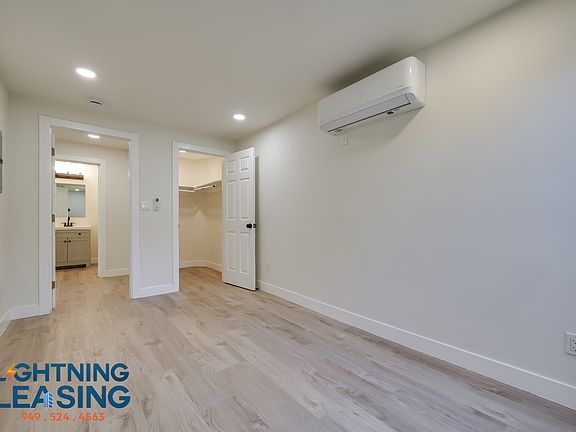 4th image of 426 S Venice Blvd #9
