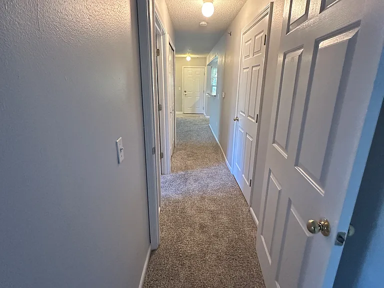 12101 Pinehurst Ln — Photo 11