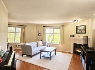 16065 83rd Ave #305, Surrey, BC V4N 0N2