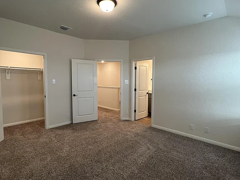 7610 Gramercy Way #101 — Photo 20