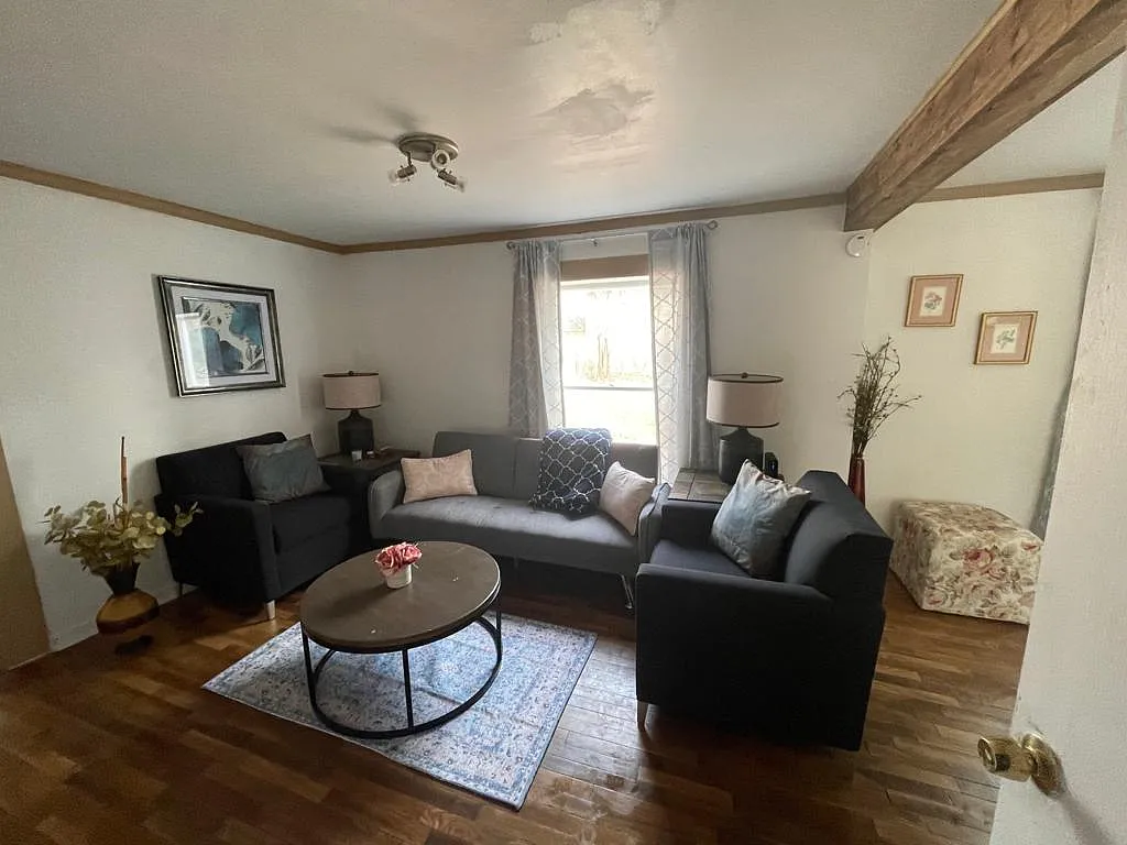 3143 Birch Row Dr — Photo 2