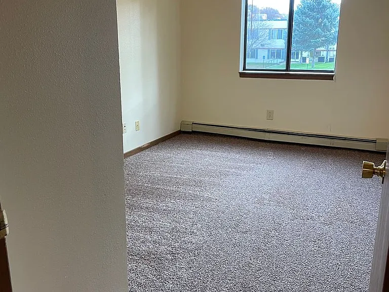1703 University Dr SE #204 — Photo 28