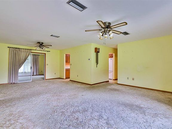 5th image of 152 W Elm Dr