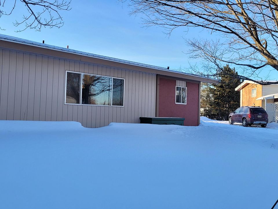 1st image of 85 Parkside Dr