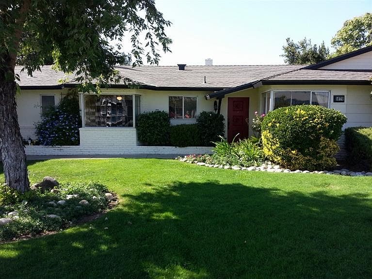 1st image of 5679 N Maroa Ave