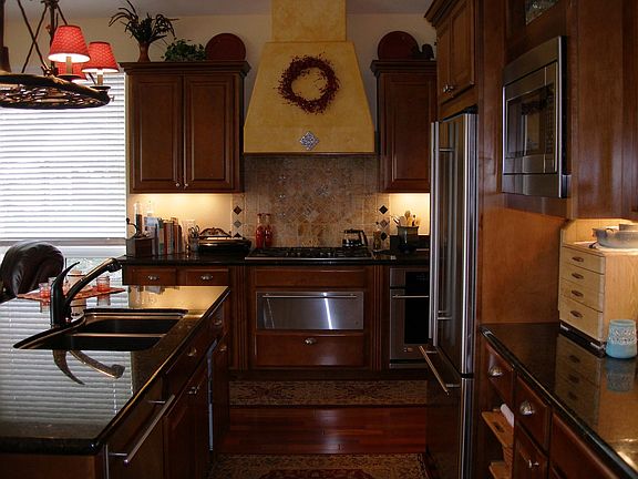 Kitchen-granite counters