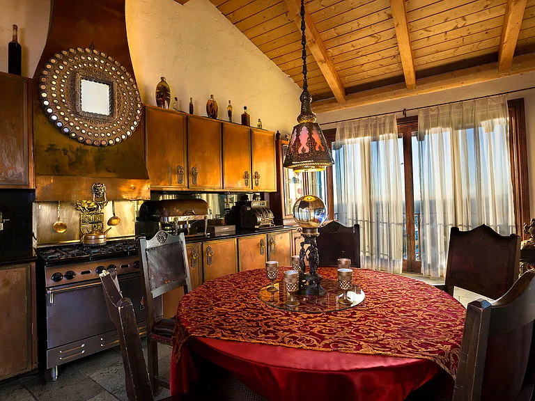 6925 Los Tilos Rd — Photo 8