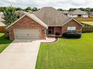 741 Benton St, Prairie Grove, AR 72753
